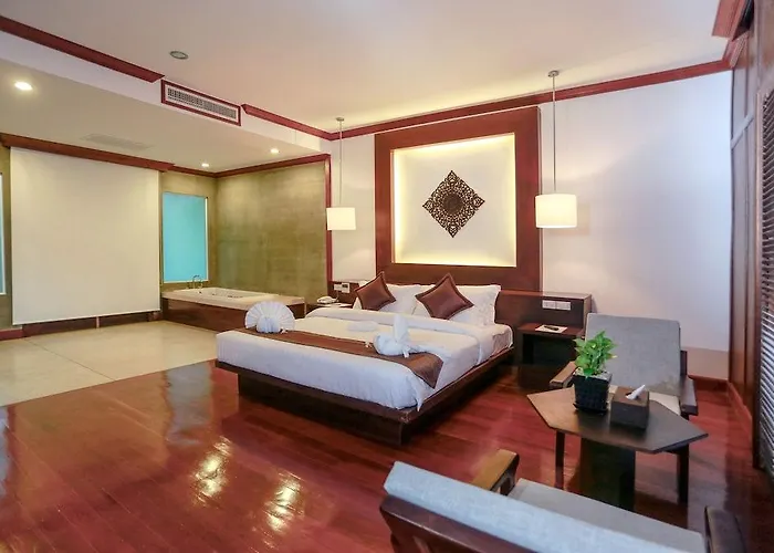 The Moon & Hotel 4*