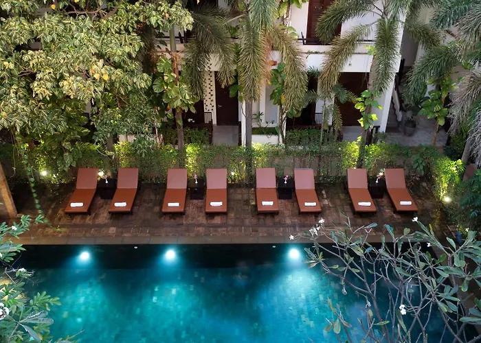 The Moon & 4* Siem Reap
