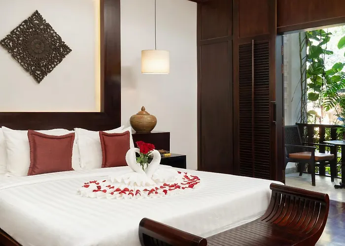 The Moon & Hotel 4*